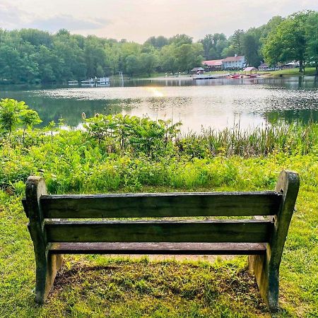 Modern Cabin With Hot Tub Grill Lake Beach Wineries Hiking Fishing And Hershey Park Family And Pet Friendly Superhosts On Ab&B Mount Gretna Kültér fotó