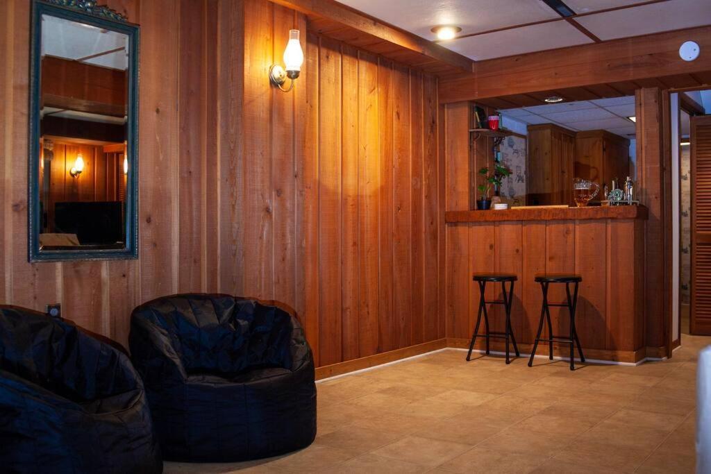 Modern Cabin With Hot Tub Grill Lake Beach Wineries Hiking Fishing And Hershey Park Family And Pet Friendly Superhosts On Ab&B Mount Gretna Kültér fotó