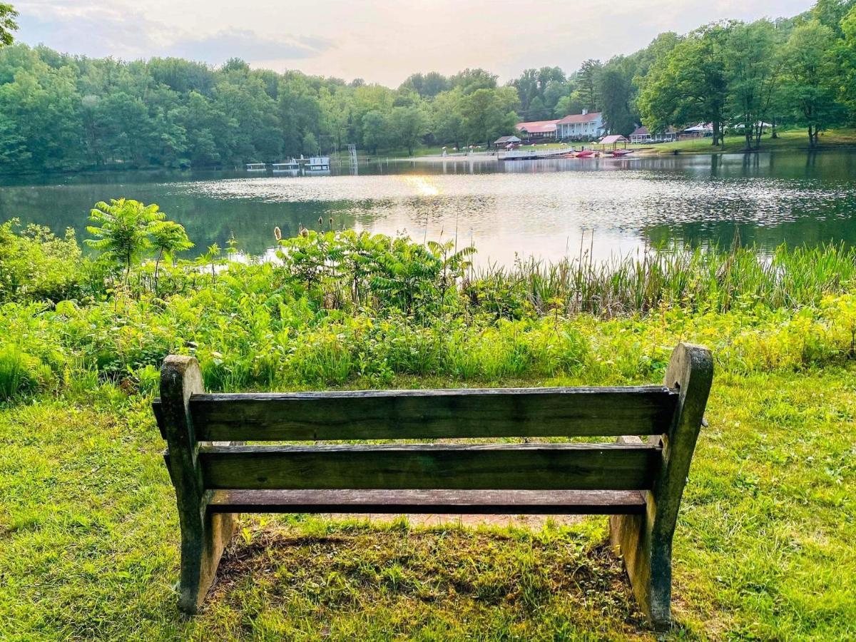 Modern Cabin With Hot Tub Grill Lake Beach Wineries Hiking Fishing And Hershey Park Family And Pet Friendly Superhosts On Ab&B Mount Gretna Kültér fotó